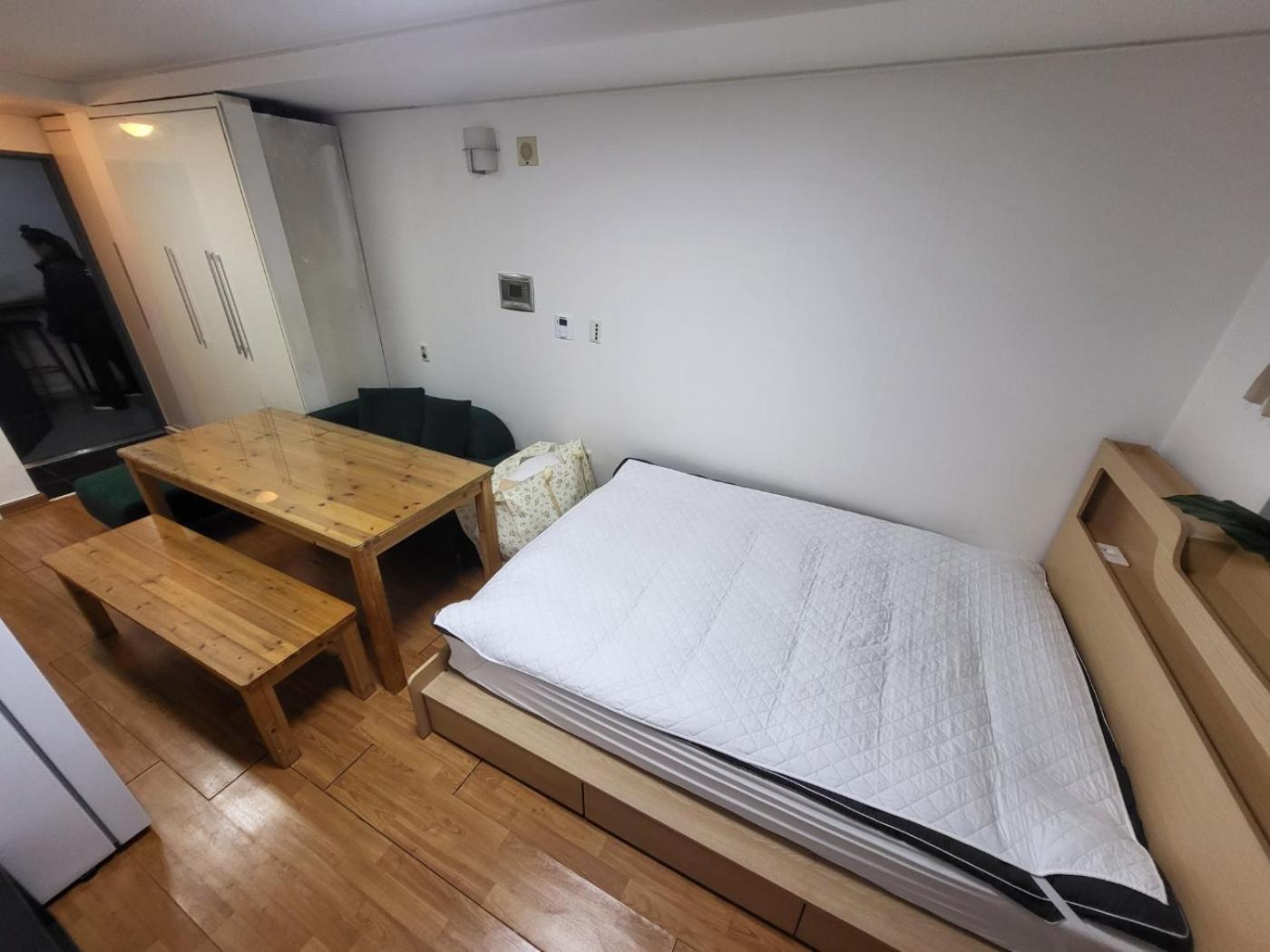 2-2508 #gangnam Stn, 5-min #yeoksam Stn, 3-min #ott #concierge Gangnam Managed *